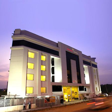 Peerless Hotel Haydarabad Dış mekan fotoğraf