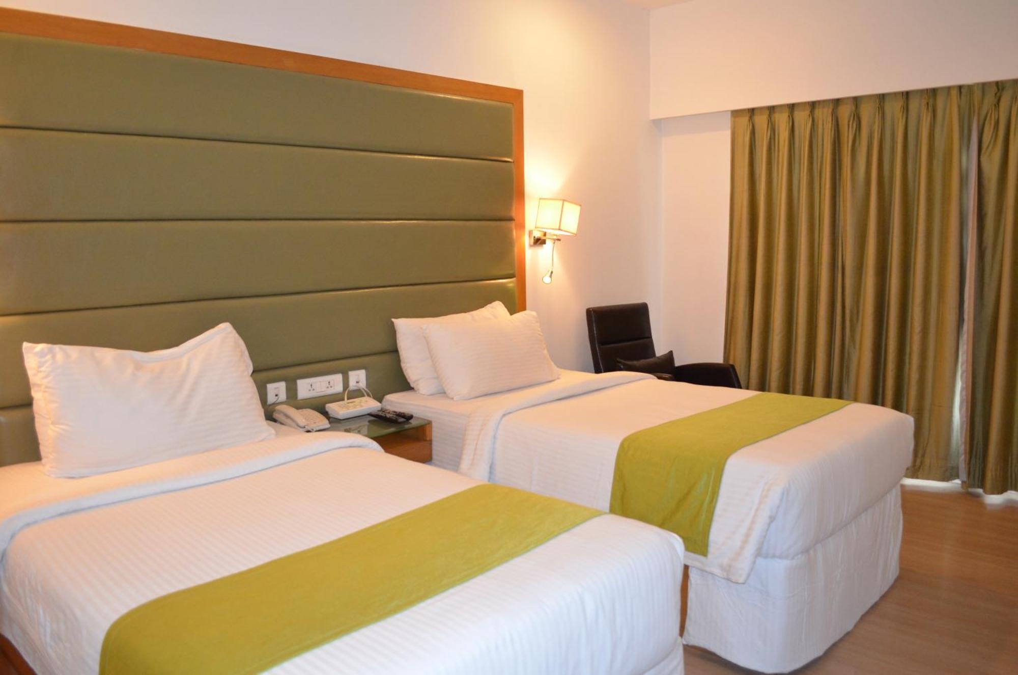 Peerless Hotel Haydarabad Dış mekan fotoğraf