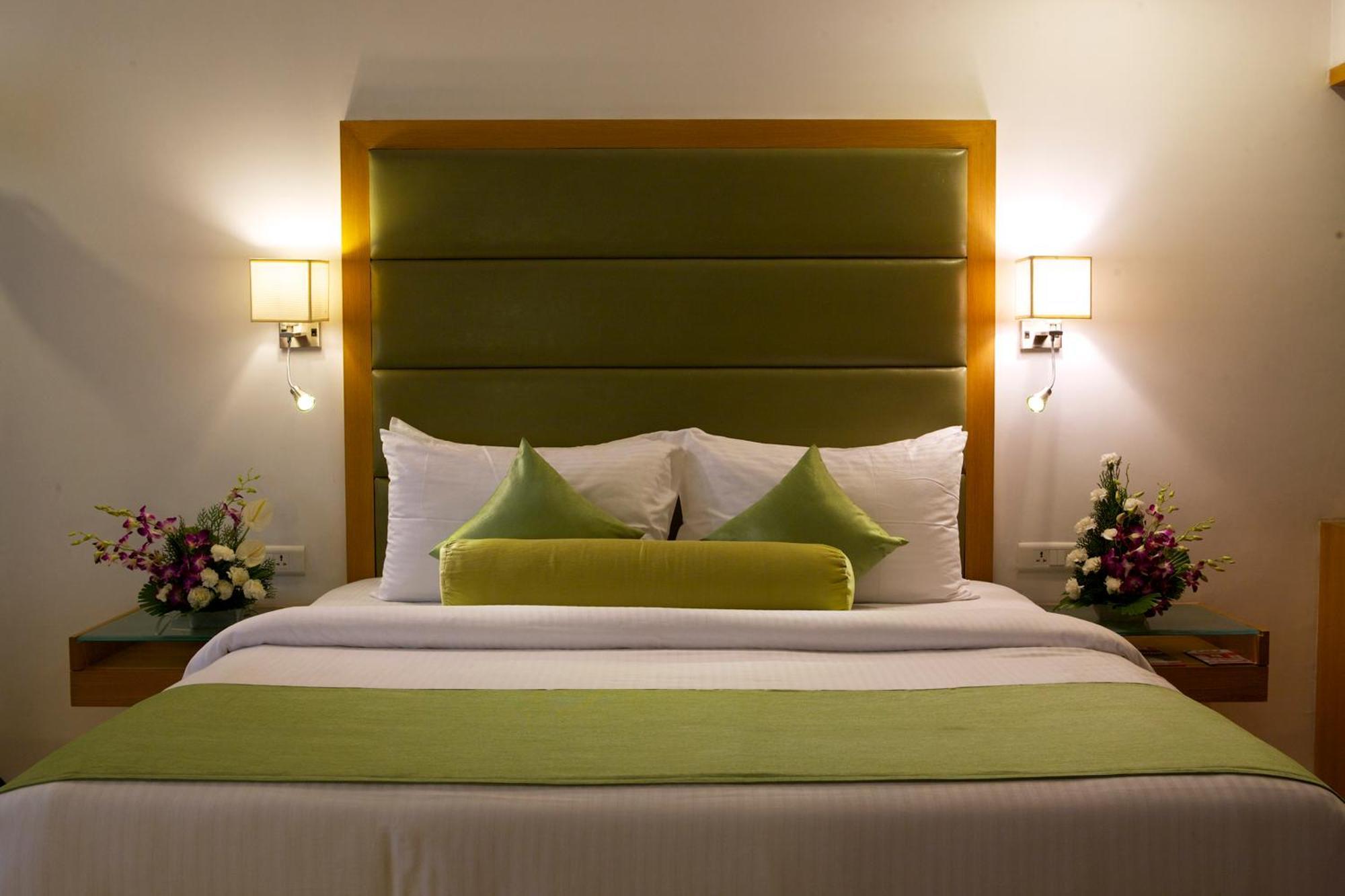 Peerless Hotel Haydarabad Dış mekan fotoğraf