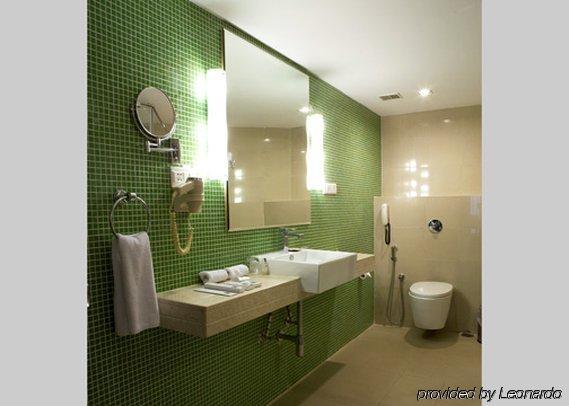Peerless Hotel Haydarabad Oda fotoğraf