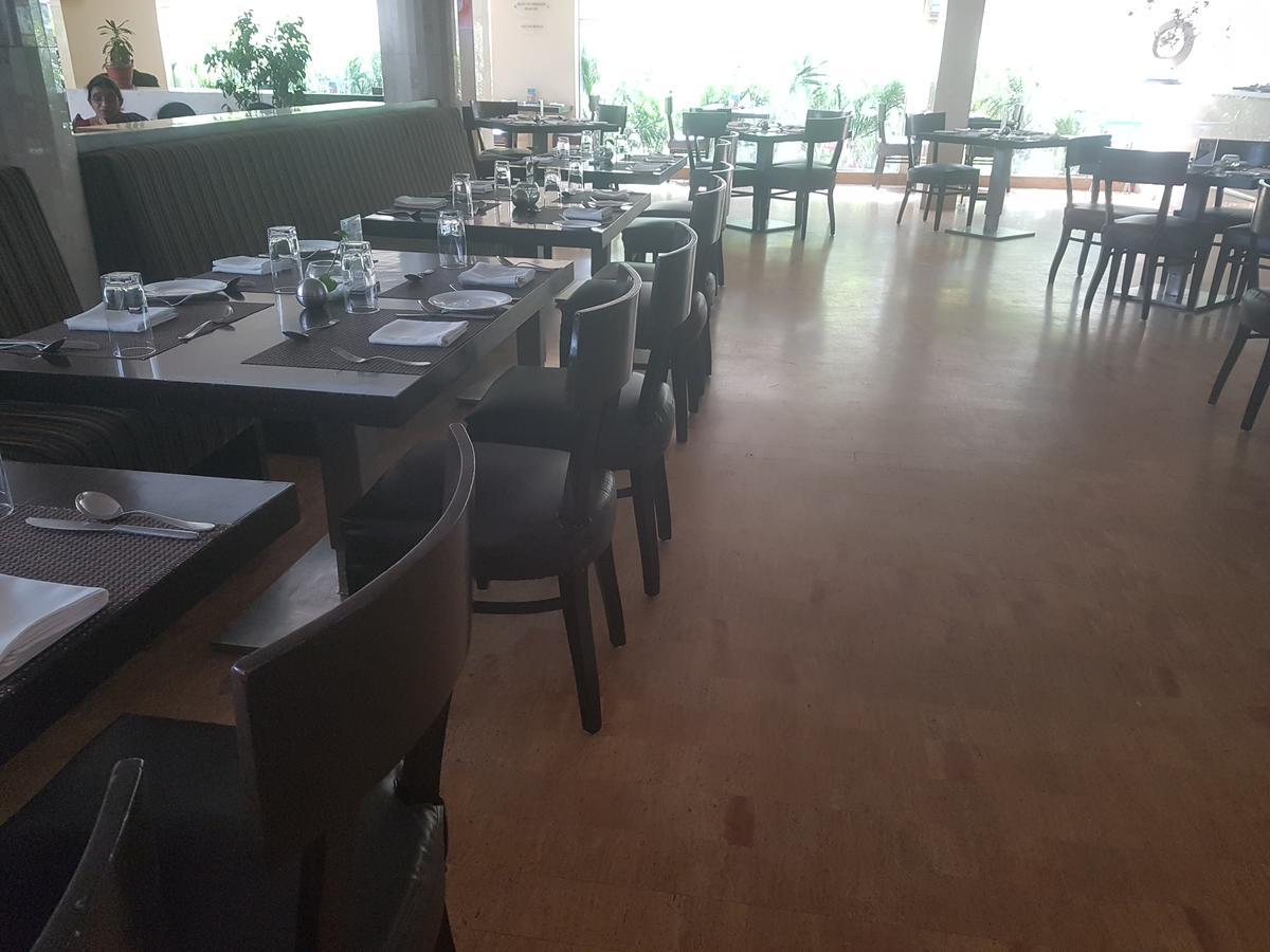 Peerless Hotel Haydarabad Dış mekan fotoğraf