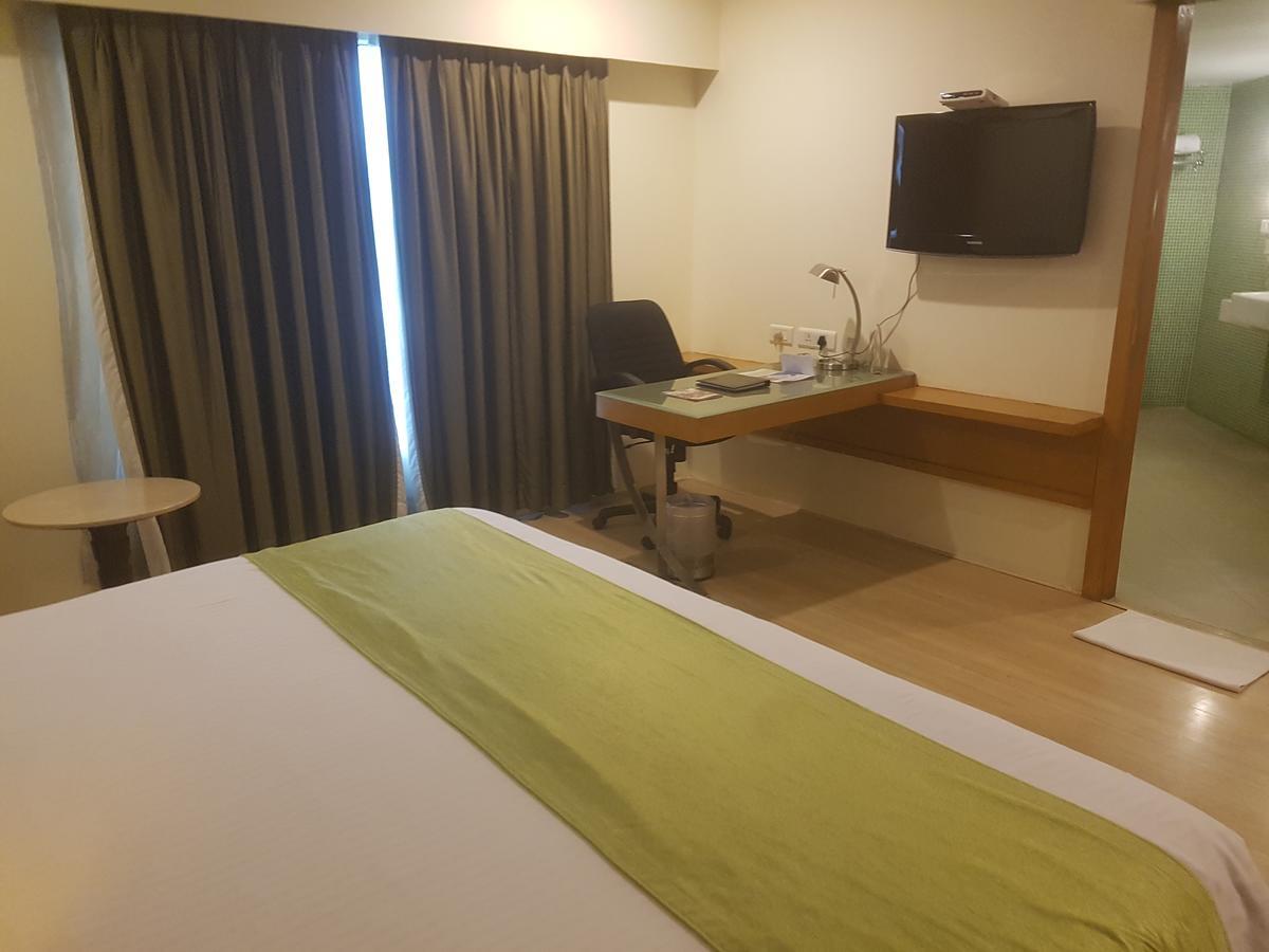 Peerless Hotel Haydarabad Dış mekan fotoğraf