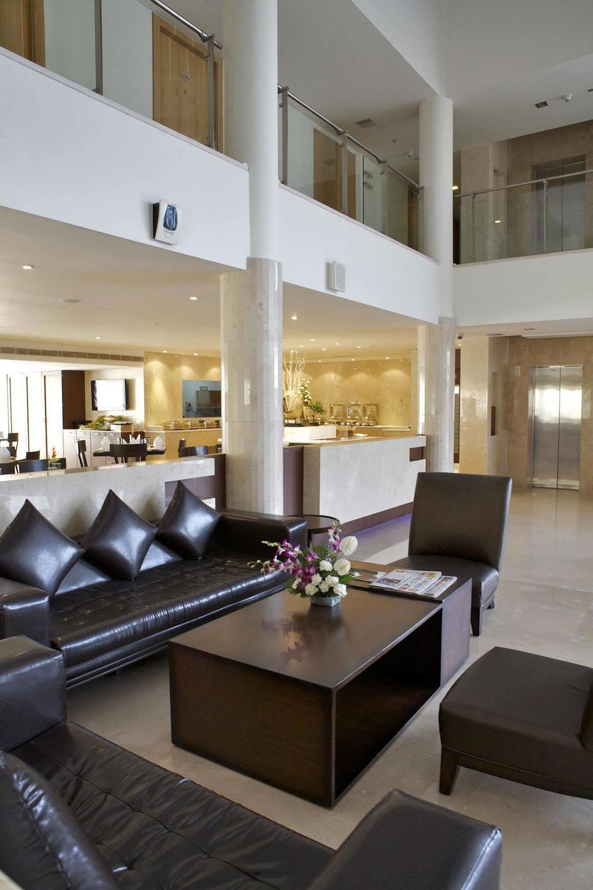 Peerless Hotel Haydarabad Dış mekan fotoğraf