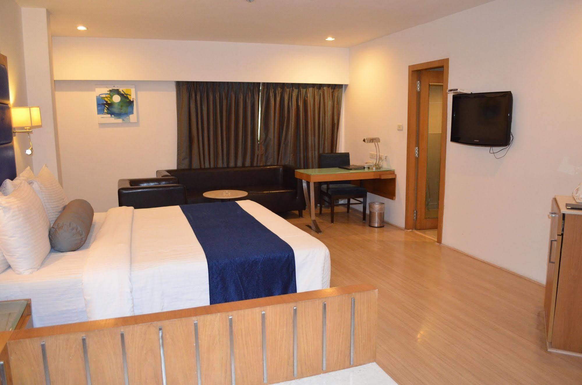 Peerless Hotel Haydarabad Dış mekan fotoğraf